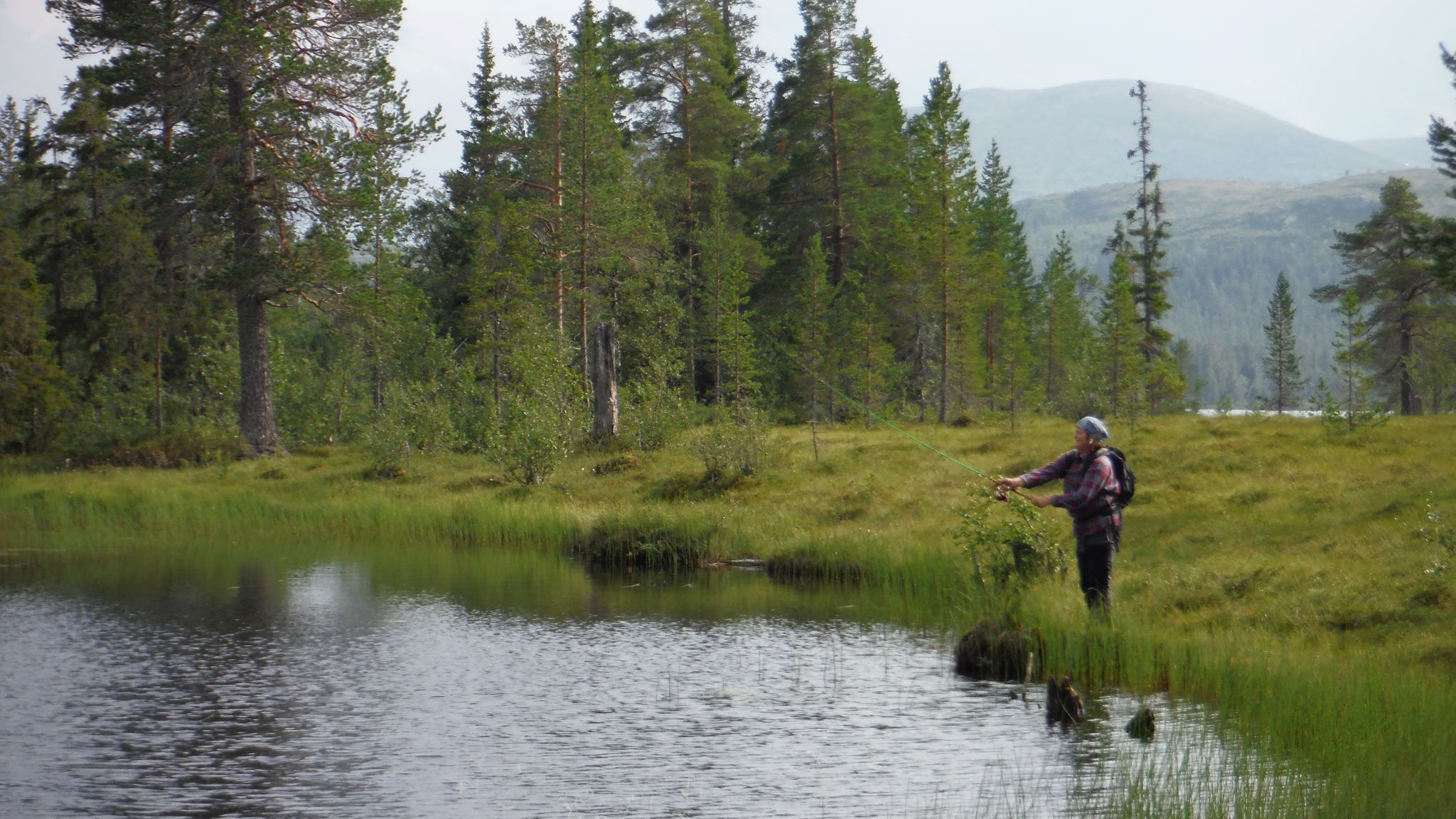 Mia kastar i vacker fjällmiljö Idre